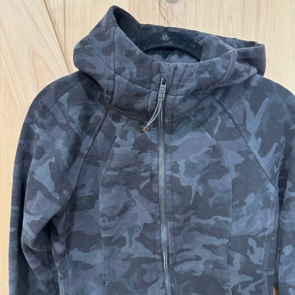 Lululemon Scuba Hoodie Size 4 Cotton Fleece Incognito Camo Multi Grey Jacket - Picture 11 of 16